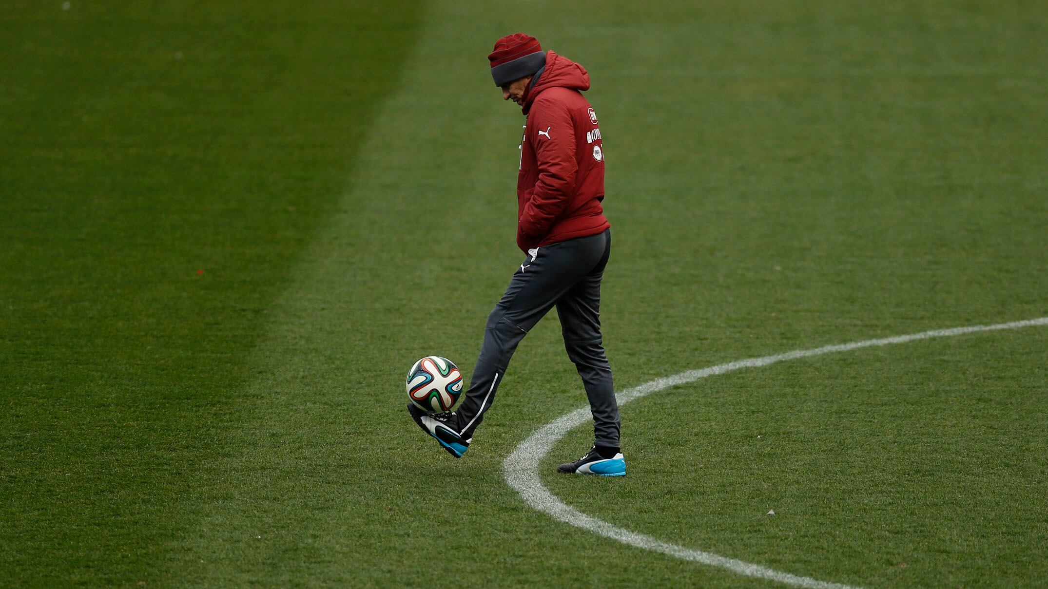 L'Italia fa notte. Ma Prandelli non vede buio