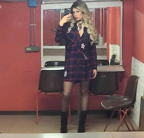 Paola Caruso, scollatura hot su Instagram 6