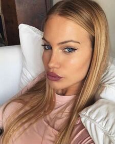 Taylor Mega, le immagini più hot 9