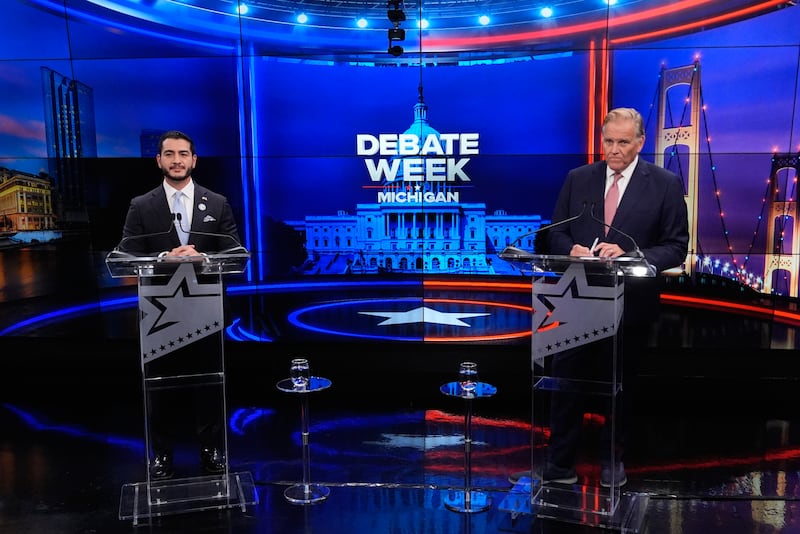 Uno dei dibattiti tv tra Abdul El-Sayed (a sx) e Mike Rogers (a dx)