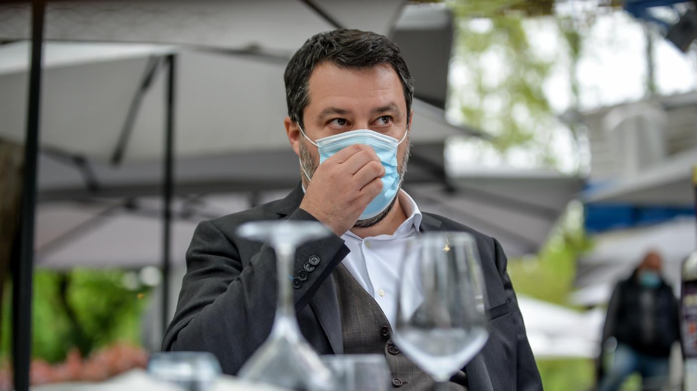 "Devi morire", "Figlio di p...". Insulti choc a Salvini pure da Chef Rubio