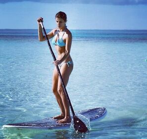 Elisabetta Canalis in bikini su Instagram 2
