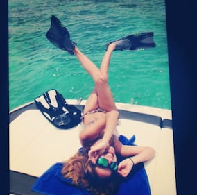 Brenda Asnicar sexy su Instagram 2