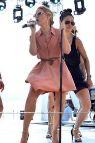 Kylie Minogue e Joshua Sasse fidanzati ufficialmente: foto 12
