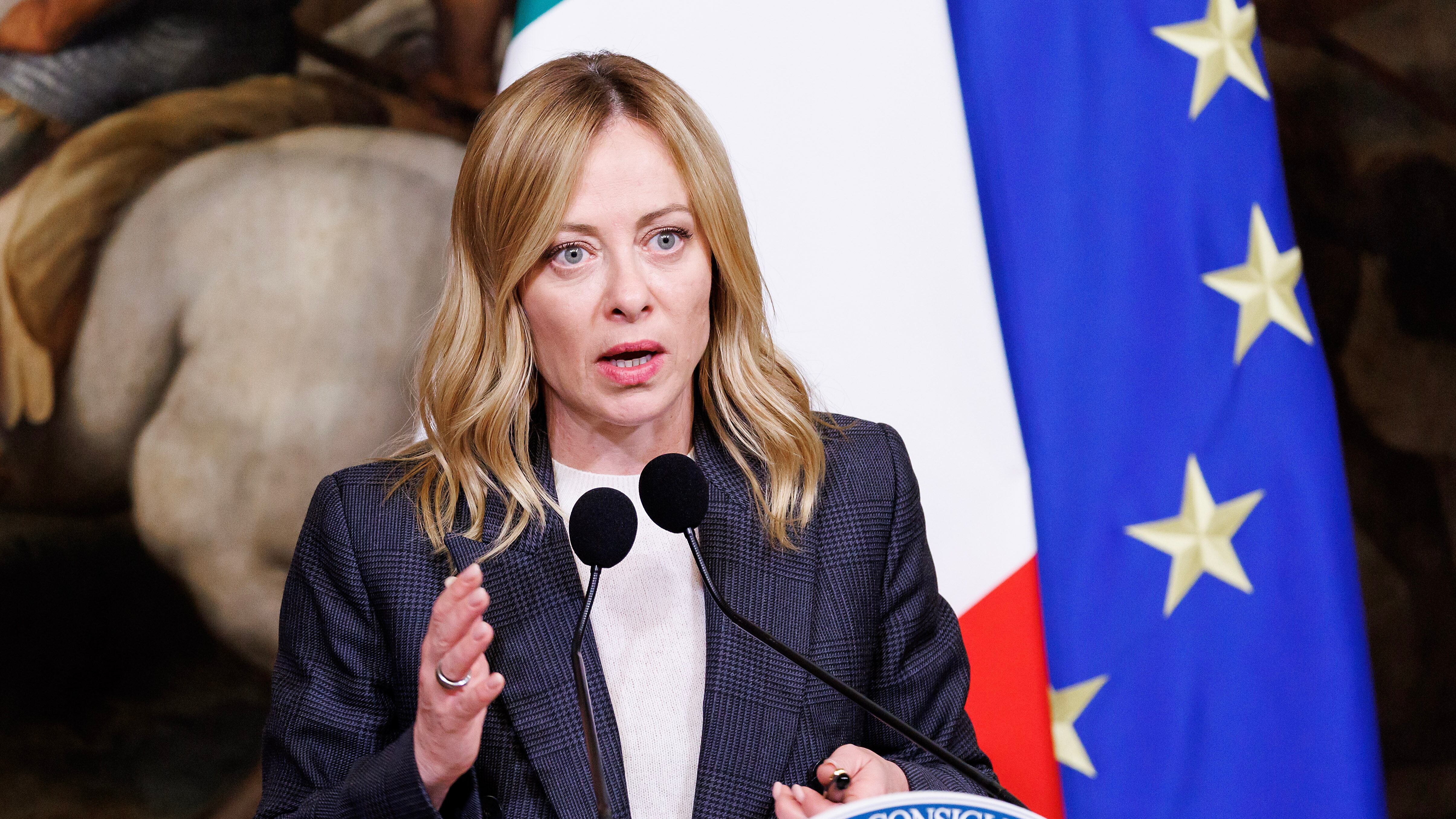 Opposizione cercasi