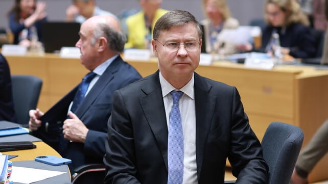 Dombrovskis, su Medio Oriente incertezza eccezionale