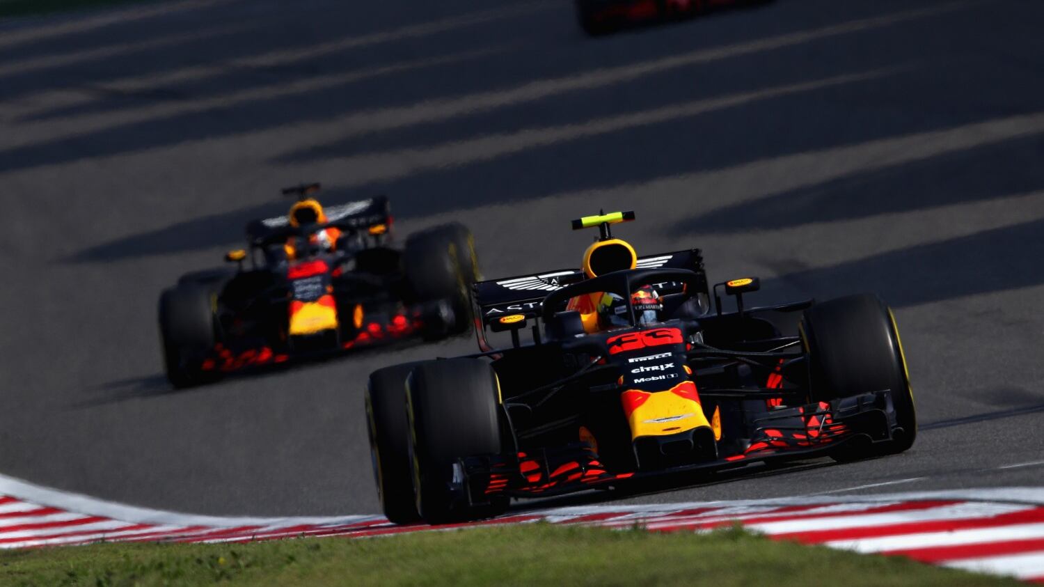 Formula Uno, in Cina vince Ricciardo: secondo Bottas, terzo Raikkonen. Ottavo Vettel