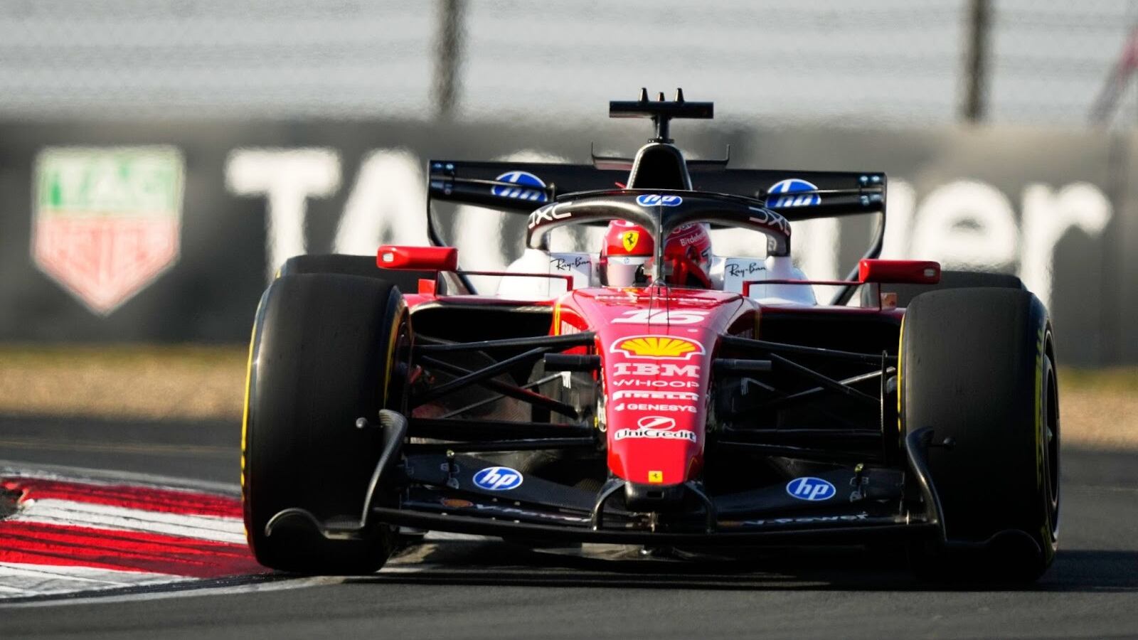 F1, in Cina è doppietta Mercedes: Russell batte Antonelli, la Ferrari c’è