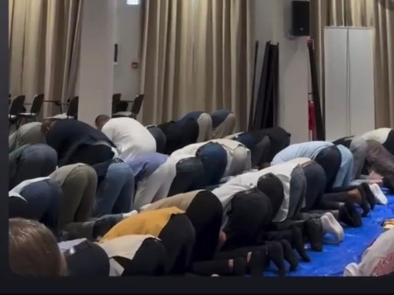 Roma come La Mecca: la preghiera musulmana all’evento del CIR