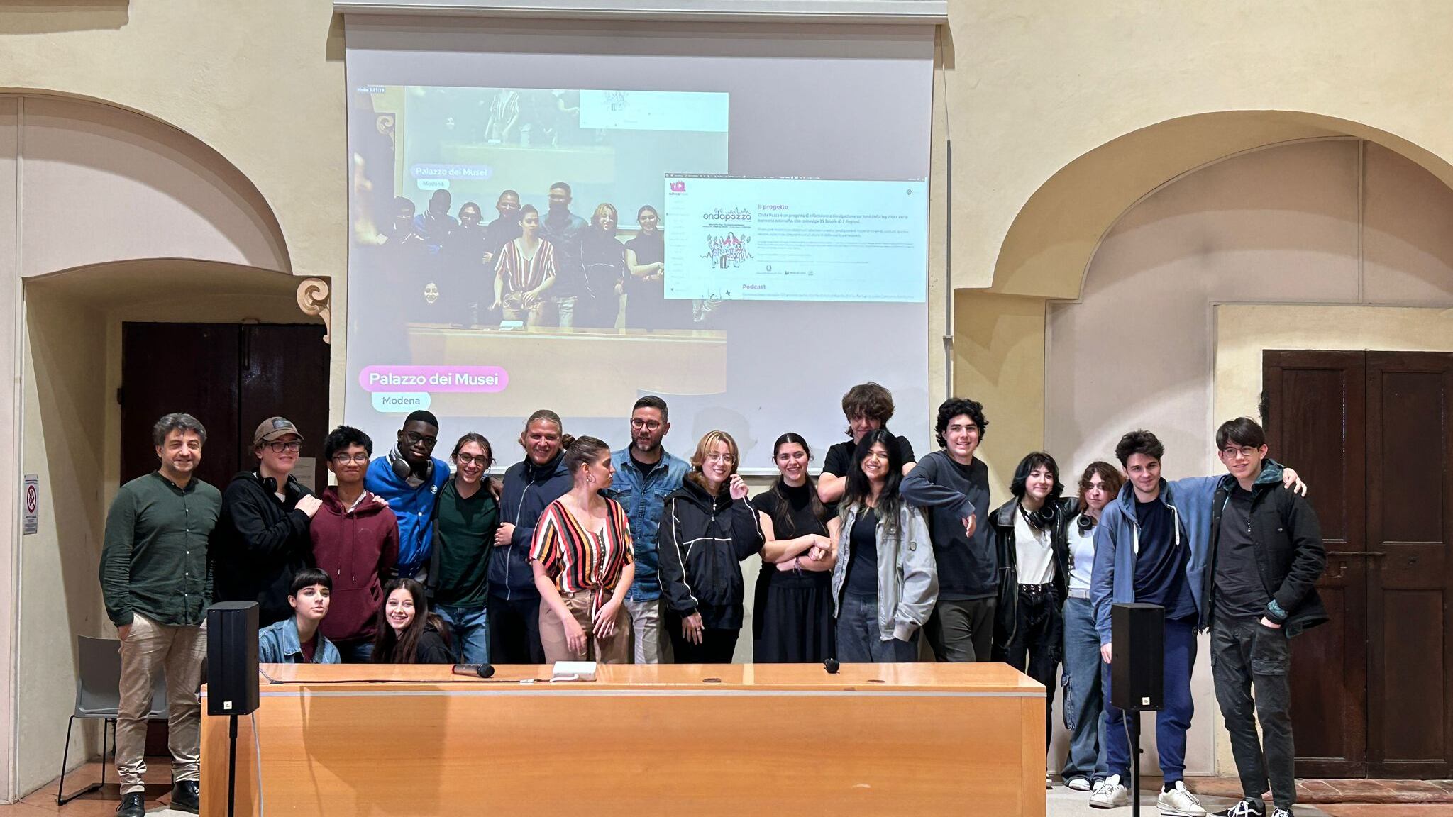 "Onda Pazza", 1.000 studenti, 35 scuole e 7 regioni al lavoro con i testimoni antimafia