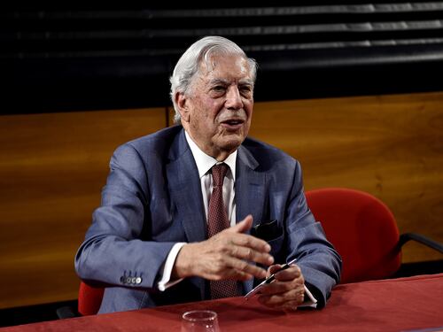 Mario Vargas Llosa all'Académie française: fine dello sciovinismo