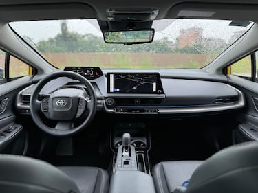 Toyota Prius 2024: guarda la gallery della nuova plug-in con 230 CV 17