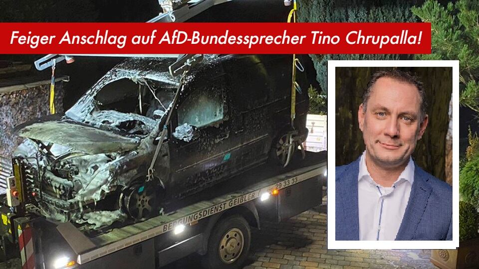 Germania, attacco al leader dell'Afd: la sua auto data alle fiamme