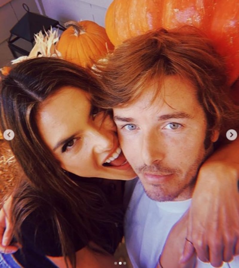 Alessandra Ambrosio, le immagini hot 10