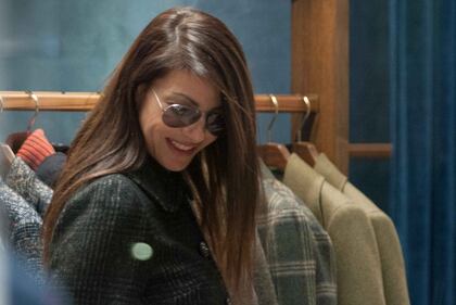 Buffon e la D'Amico fanno shopping in via Montenapoleone 1