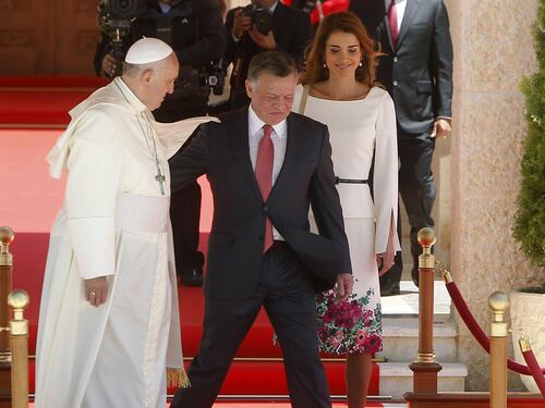 Papa Francesco in Giordania: "Rispetto per l'islam, libertà ai cristiani"