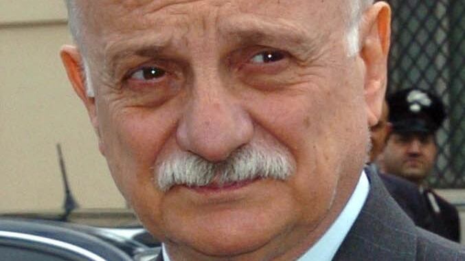 Il pg rinuncia al movente mafia per Mori