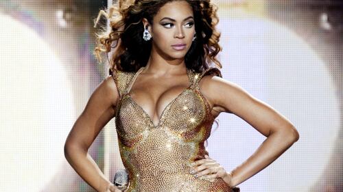 Beyoncé compie 35 anni: le foto più sexy 16