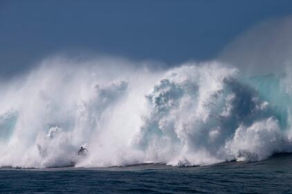 Triple Crown of Surfing, prima grande giornata di surf alle Hawaii 2
