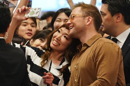 In Giappone esplode la "Rocketman" mania  3