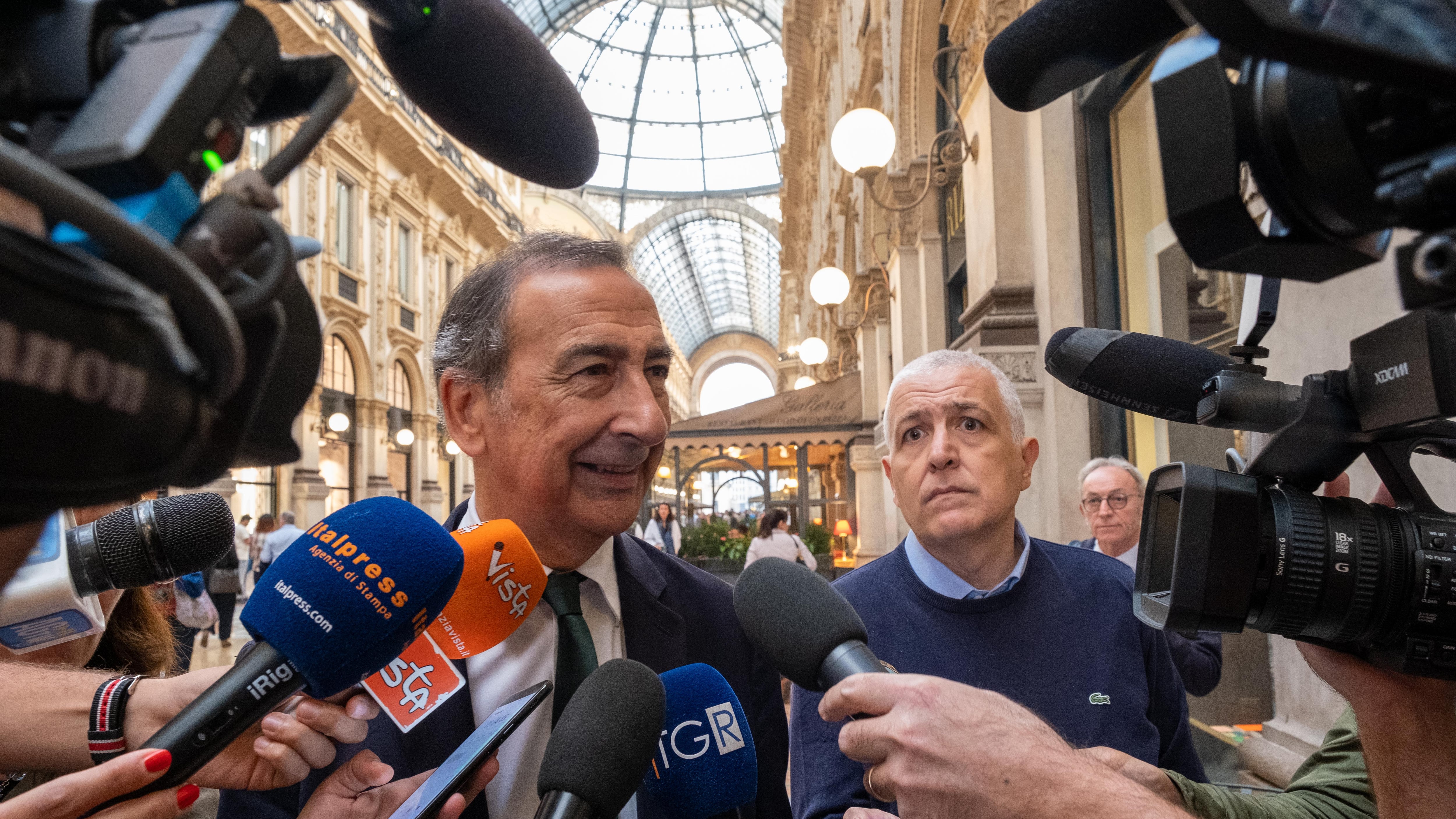 Area B, nessuna apertura di Sala: "Ha alzato un muro"