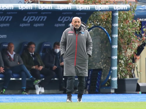 Dal ritiro minacciato alle scuse di De Laurentiis: che succede al Napoli