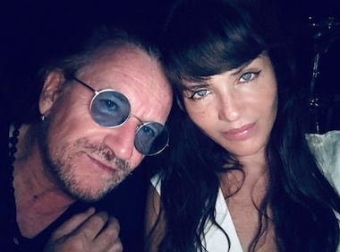 Helena Christensen seducente al sole  1