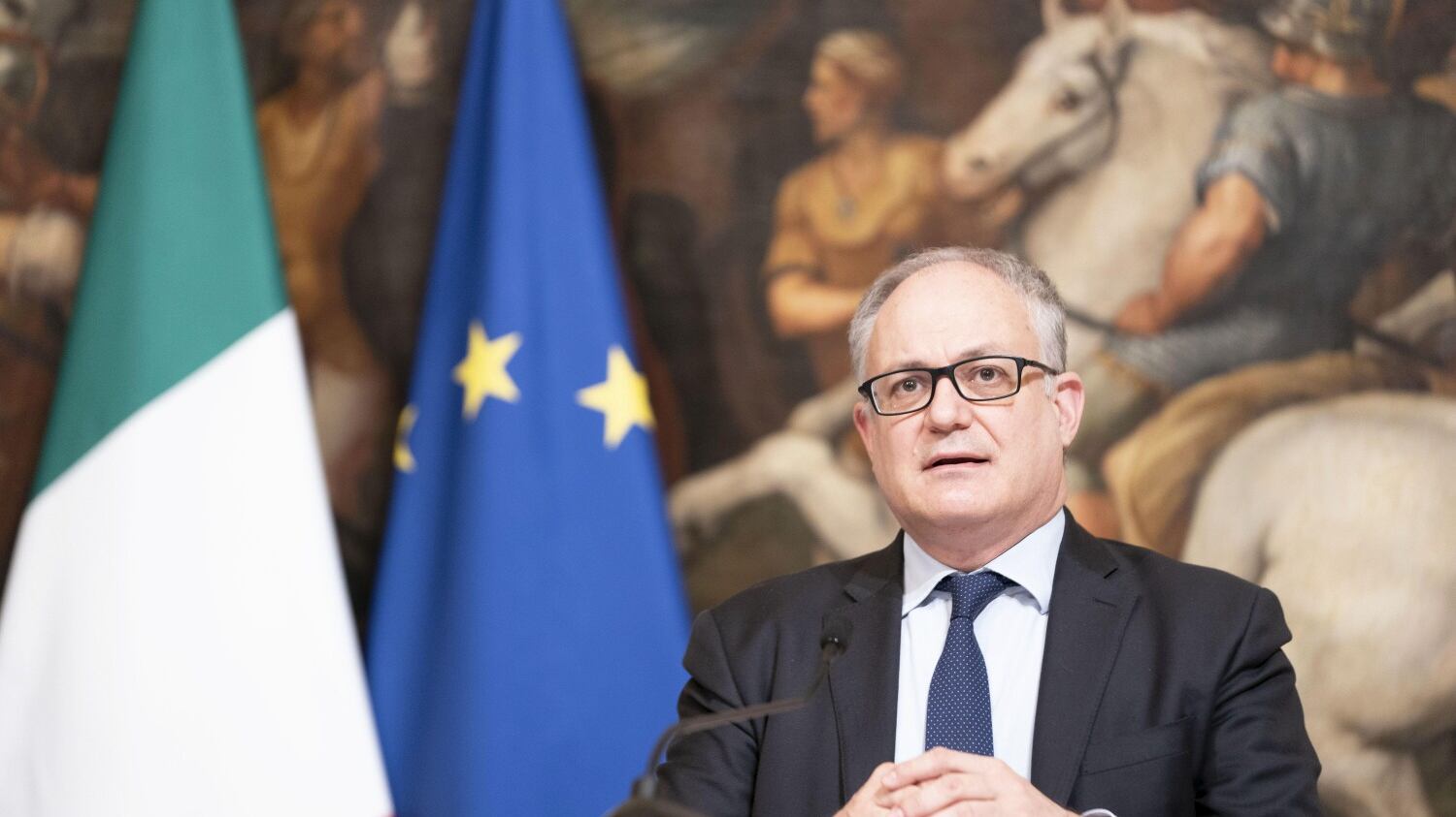 Primarie, Gualtieri favorito a Roma ma c'è rischio flop affluenza