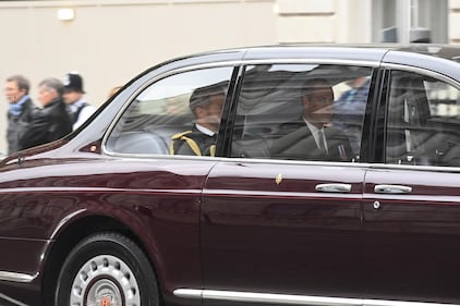 L'arrivo di William al Palazzo di Westminster 2