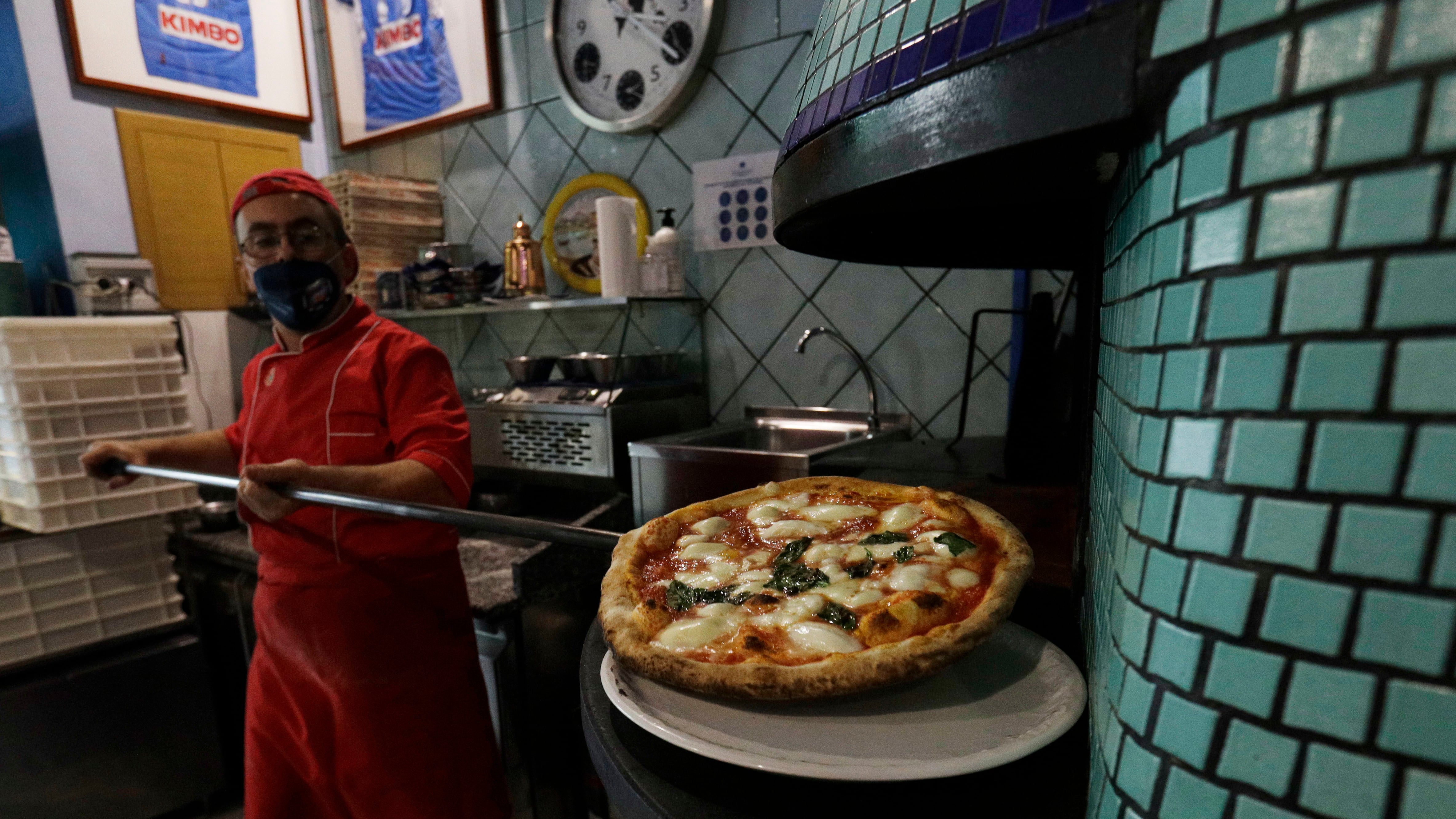 Se per mangiare una pizza devi prenotare 5 giorni prima, quando arriva l'inflazione?