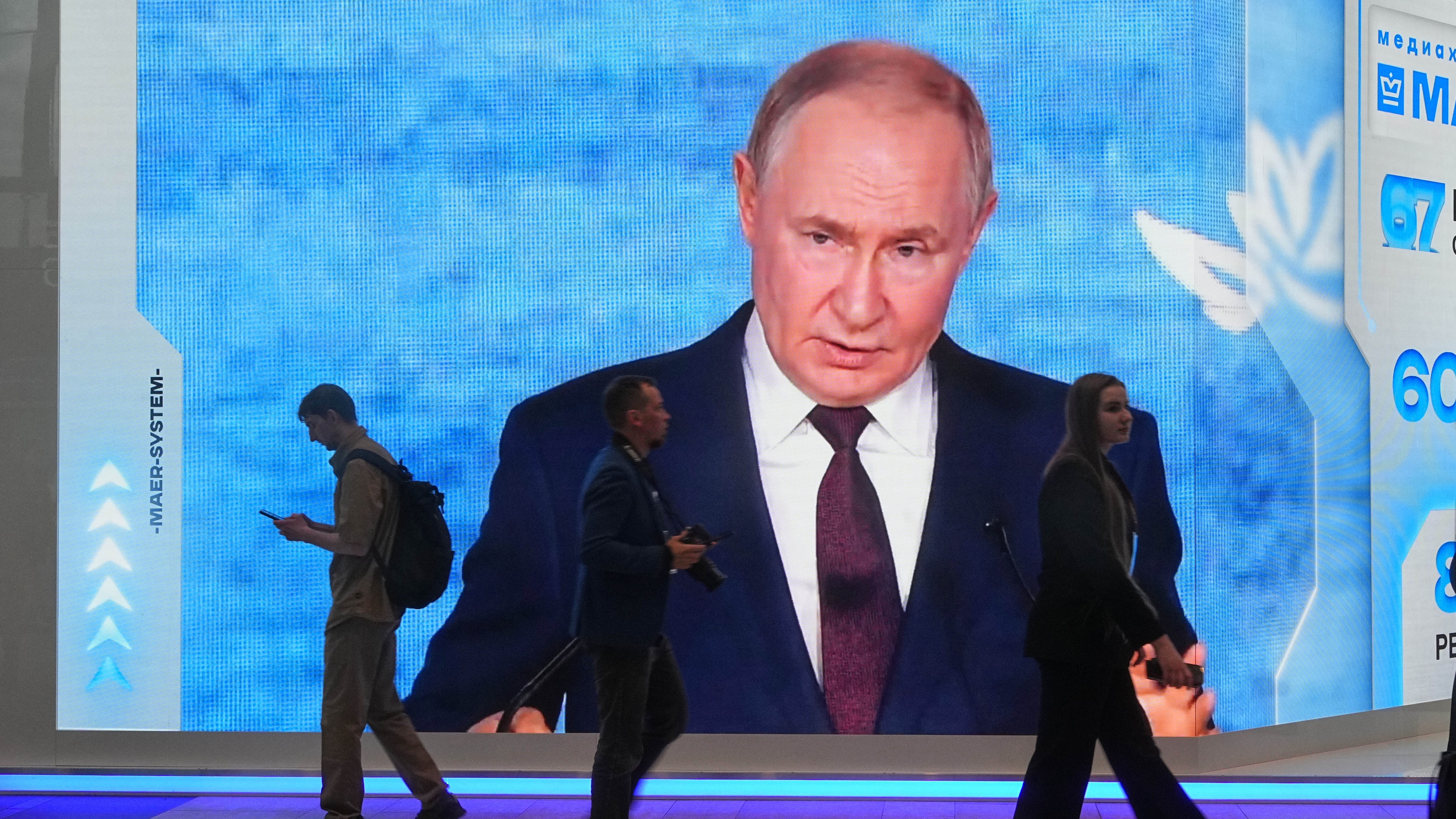 Ferrovie in rosso, carburanti e lavoratori introvabili: tutti guai dell'economia di Putin