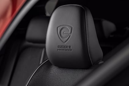 Mazda MX-30 R-EV, l’elettrica con il range extender: guarda le foto 4