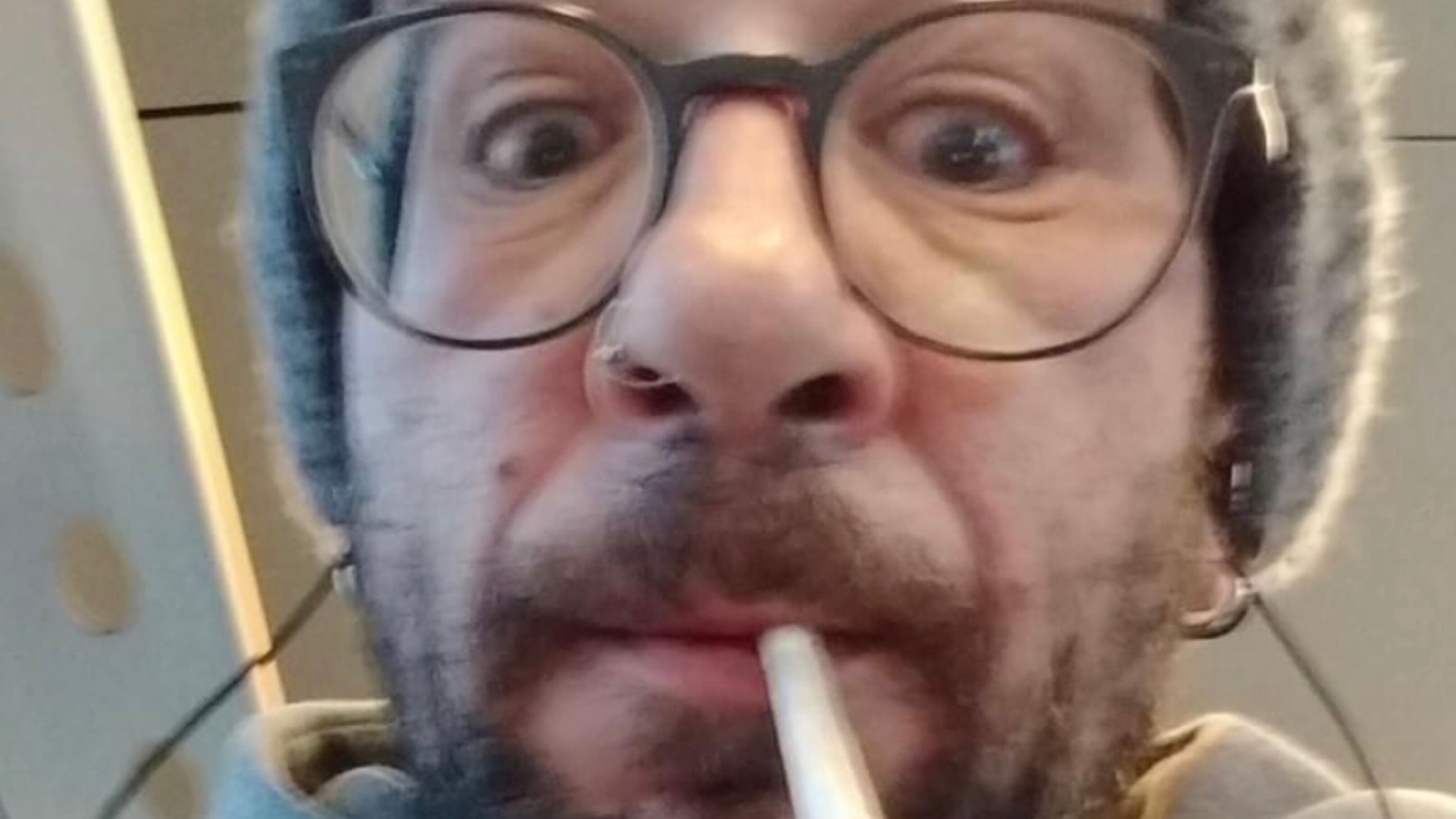 Contro Salvini il post choc del militante rosso