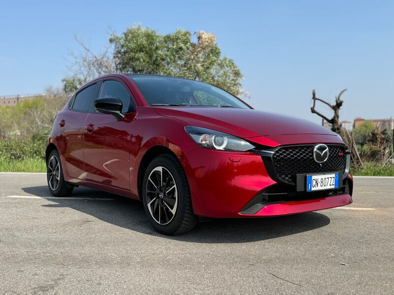 Mazda2 Mild-Hybrid, guarda la gallery della citycar super accessoriata 1