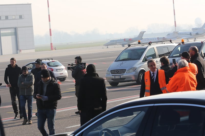 Ibrahimovic sbarca a Milano: le immagini del ritorno di Zlatan 8