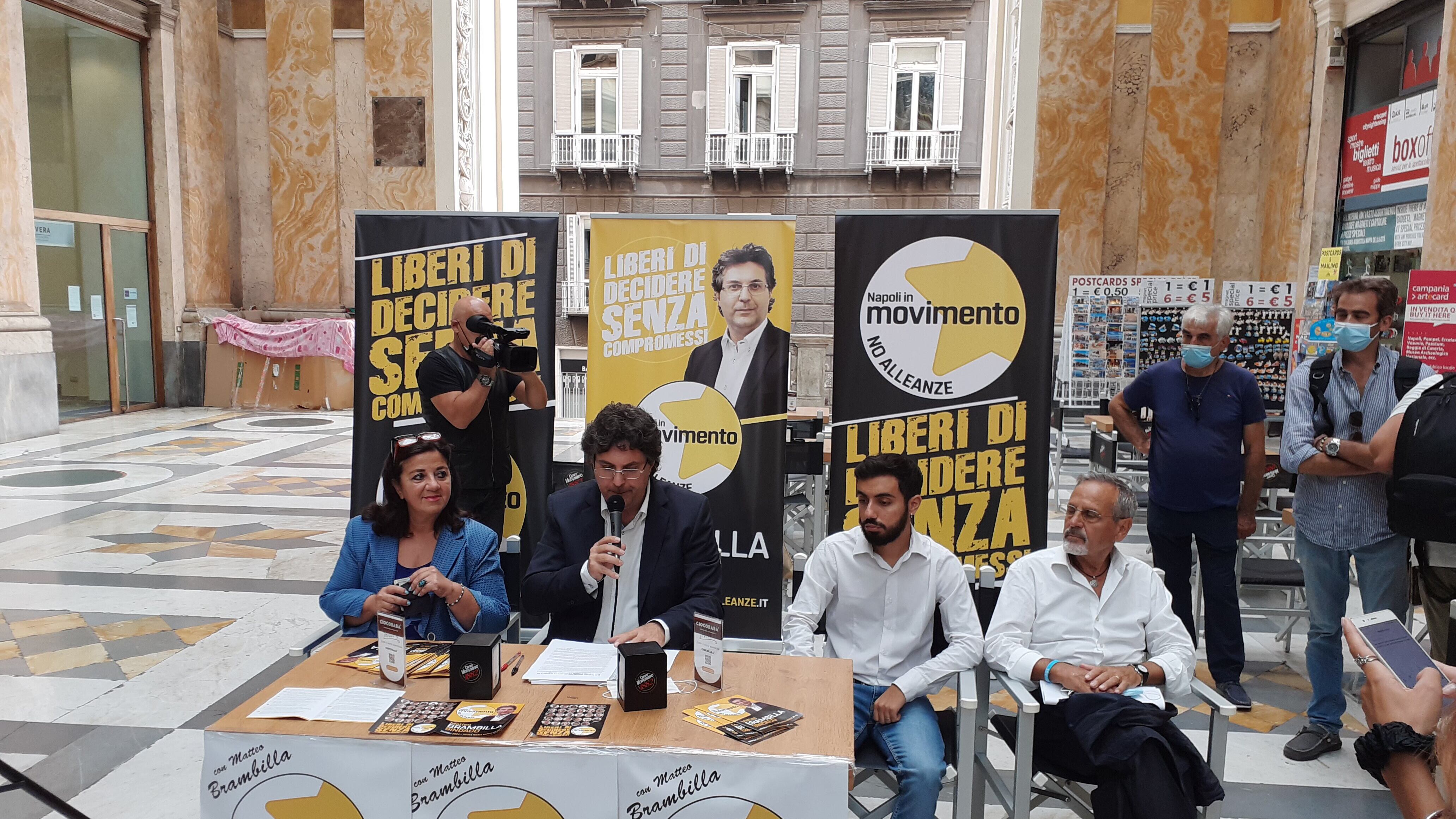 M5s, crisi senza fine: da Napoli parte la scissione