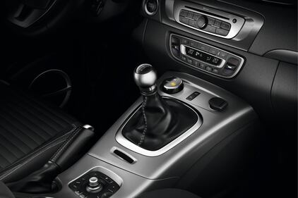 Renault Scenic XMOD Cross 1