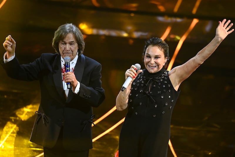 Sanremo 2024: ecco il look della prima serata del Festival dai Ricchi e Poveri 6