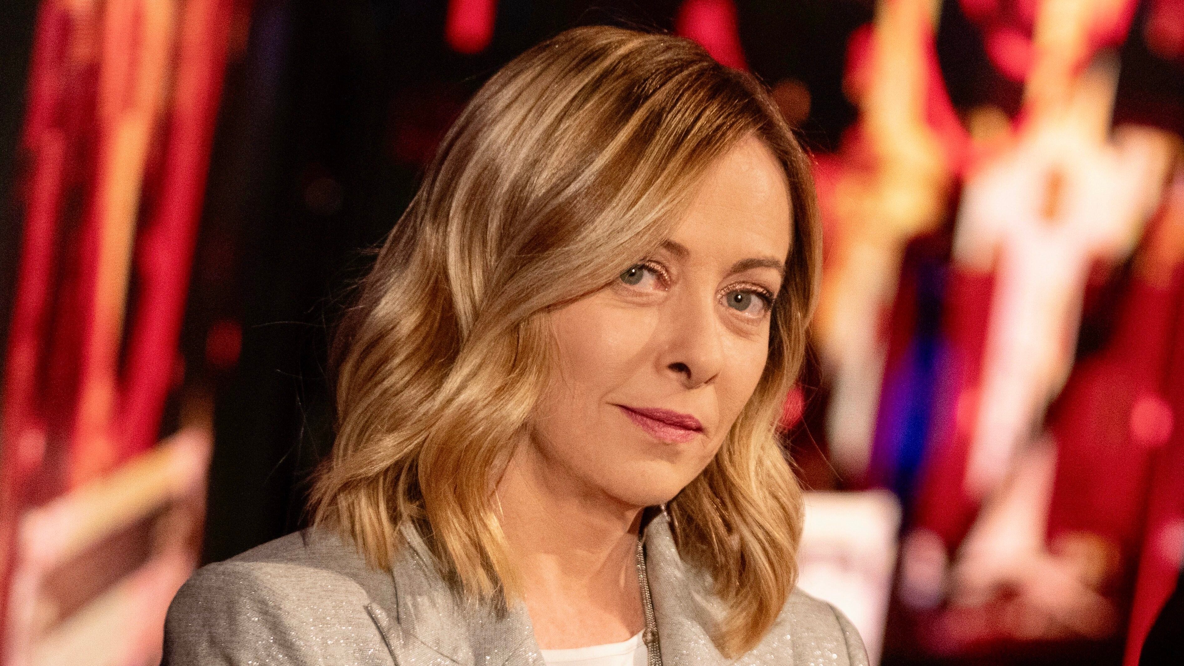 Se sei di destra rinnegare il passato non basta mai