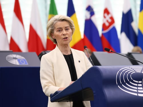 "Stop all'energia russa". Il piano di Von der Leyen per fermare il gas di Mosca