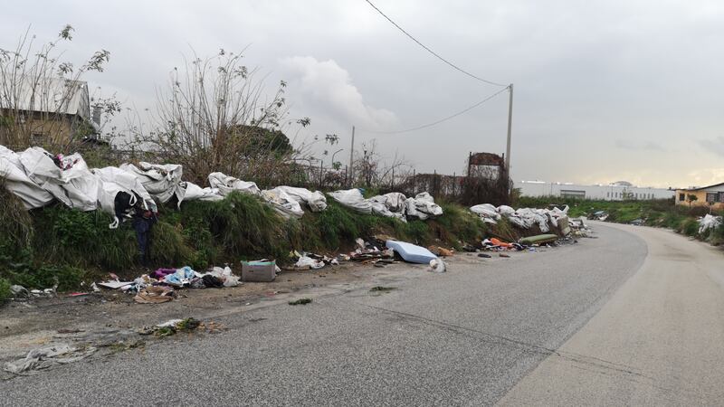 Nella Terra dei fuochi, tra le discariche a cielo aperto mai sparite 3