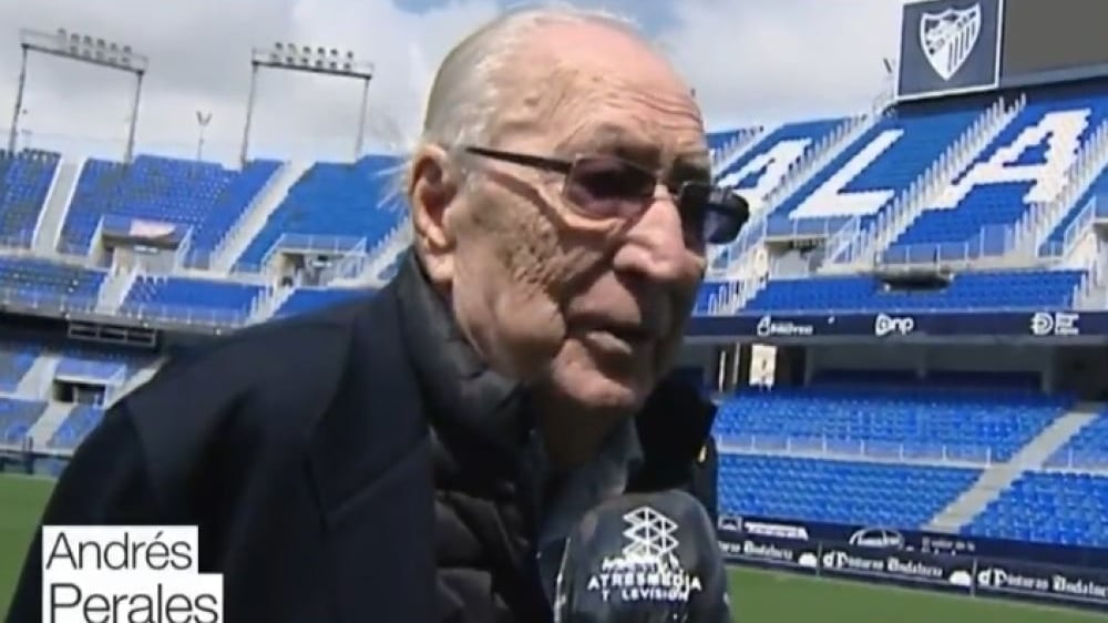 L'uomo prigioniero nello stadio vuoto