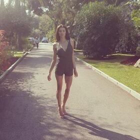 Dayane Mello, fondoschiena perfetto al mare 24