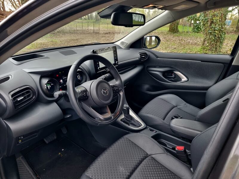 Mazda2 Hybrid prova su strada: guarda le foto 17