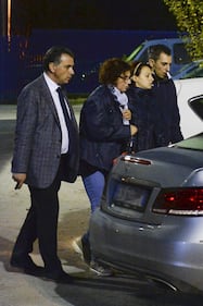 La mamma di Loris lascia la Questura affranta 8