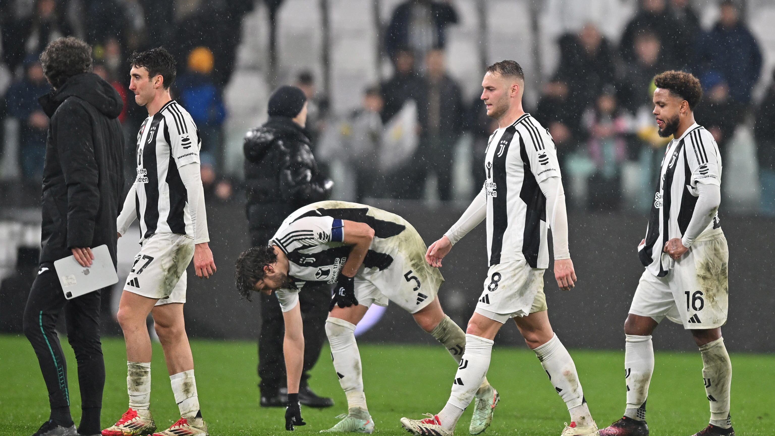 Juventus, batosta anche in Borsa: il titolo crolla a Piazza Affari