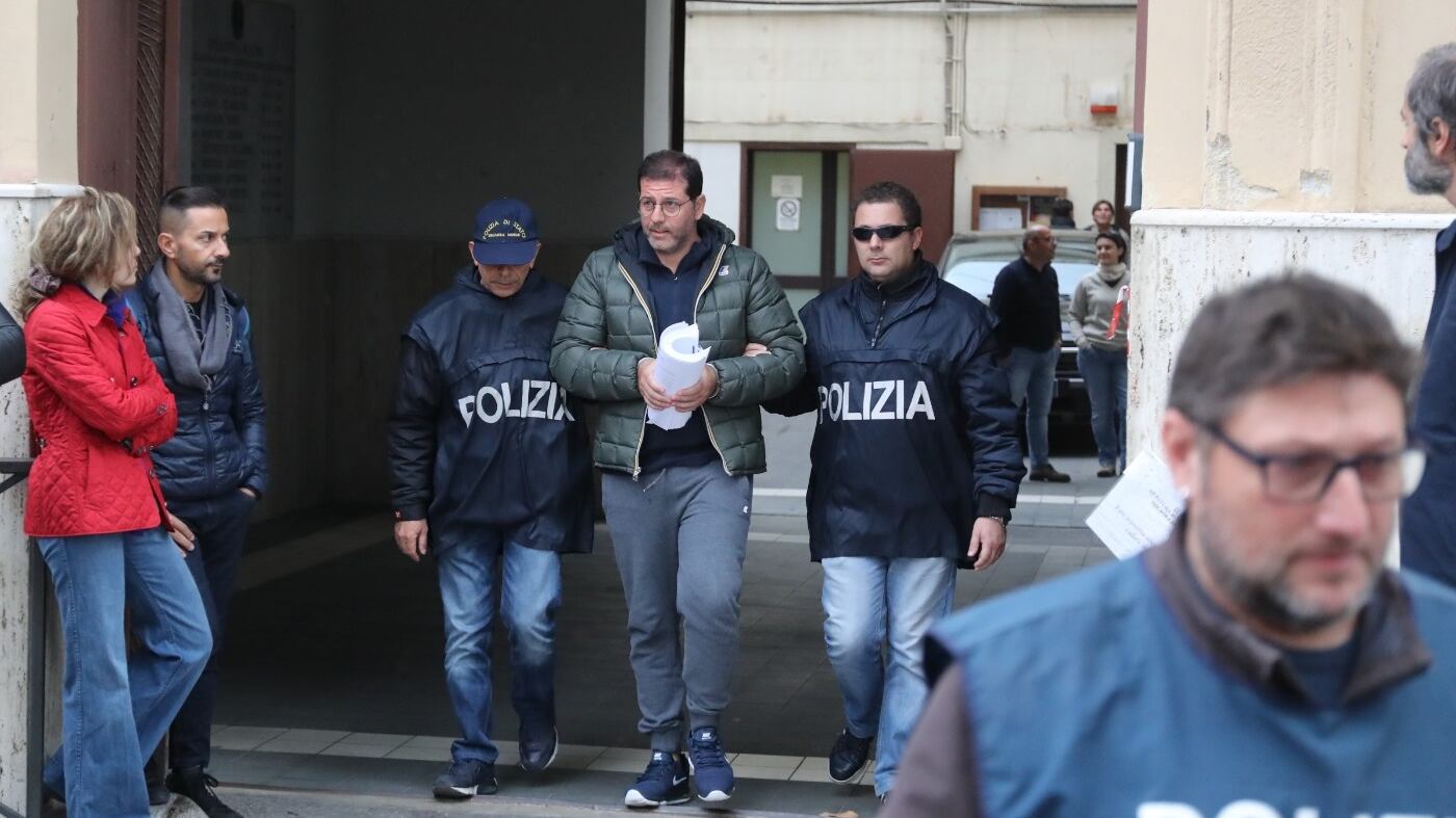 Quei mafiosi nella villa di lusso che prendevano il reddito di cittadinanza