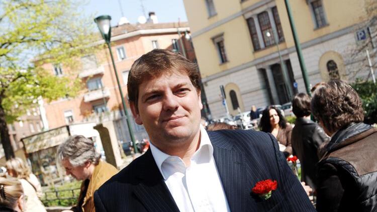 L'accusa è inventata. Ma i giudici incarcerano il regista antimafia
