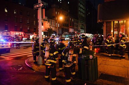 Esplode una bomba a New York: paura a Manhattan 7