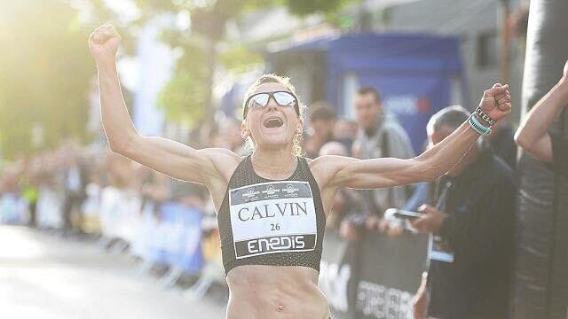 La Calvin in fuga tra i suk per evitare l'antidoping, come in un film di 007